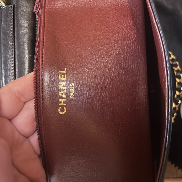 Authentic Vintage Chanel Handbag. $2,000.00 - Picture 9 of 16